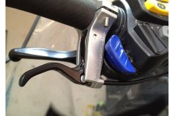 Универсальный Левый Газ для снегохода