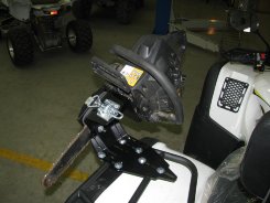 Крепление бензопилы для квадроцикла