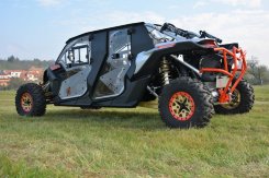 Кабина на Can Am Maverick X3 MAX