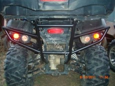 Задний кенгурин бампер для sym 600 600 le